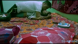 Desi Indian girls privy dealings going viral &excl;&excl;&excl;